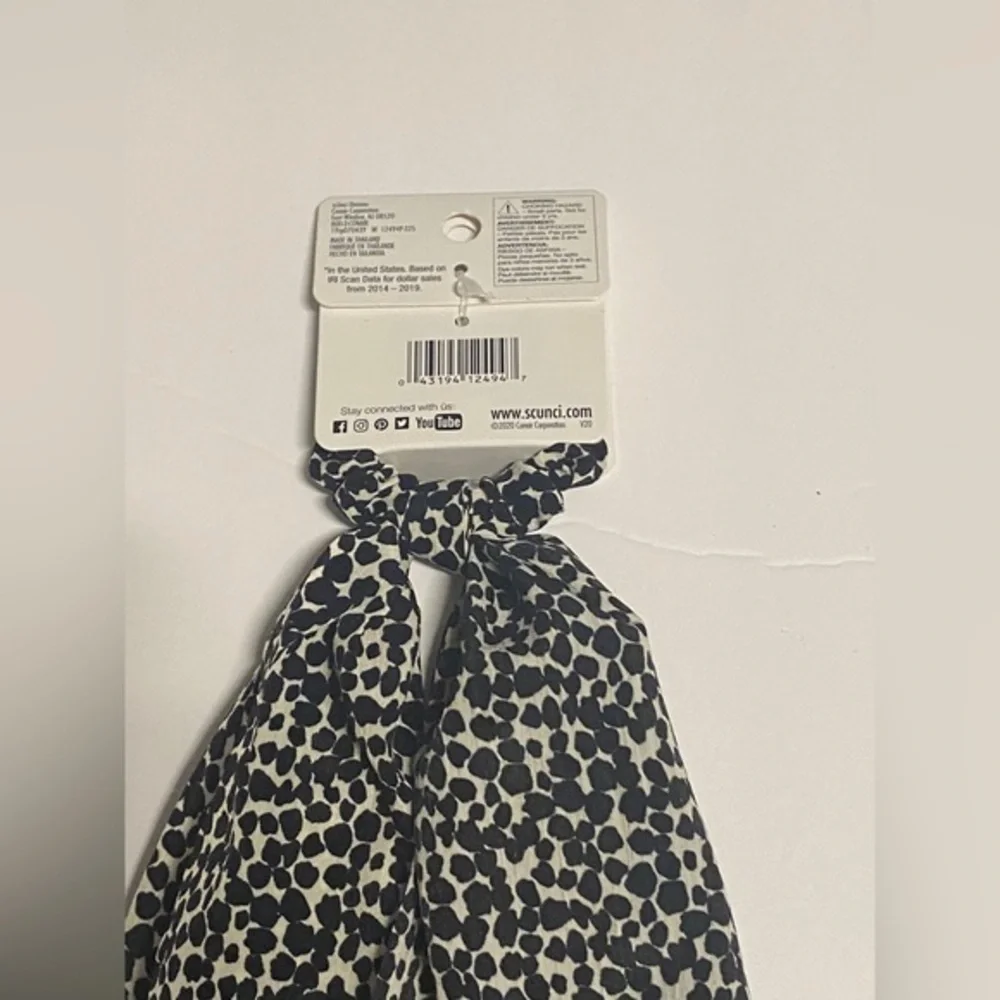 scunci scrunchie scarf